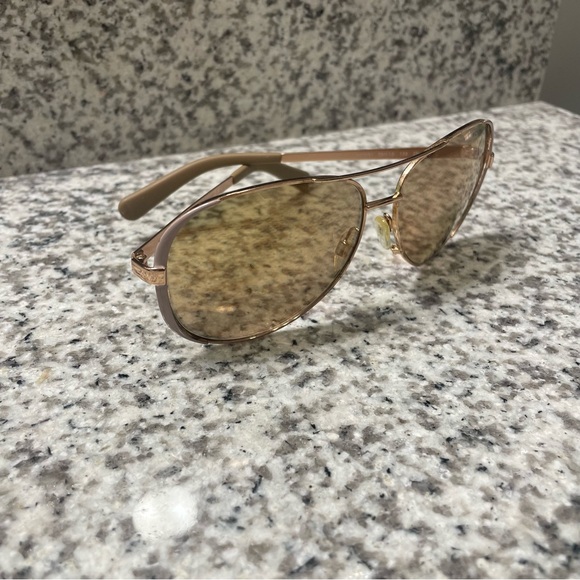 Chelsea Bright Sunglasses - Picture 6 of 6